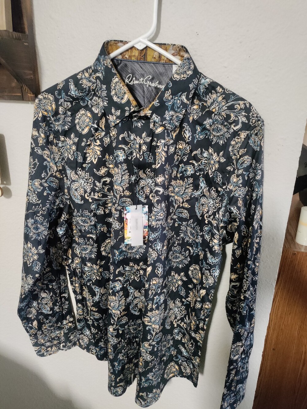 New Robert Graham Long Sleeved Shirt Size Large